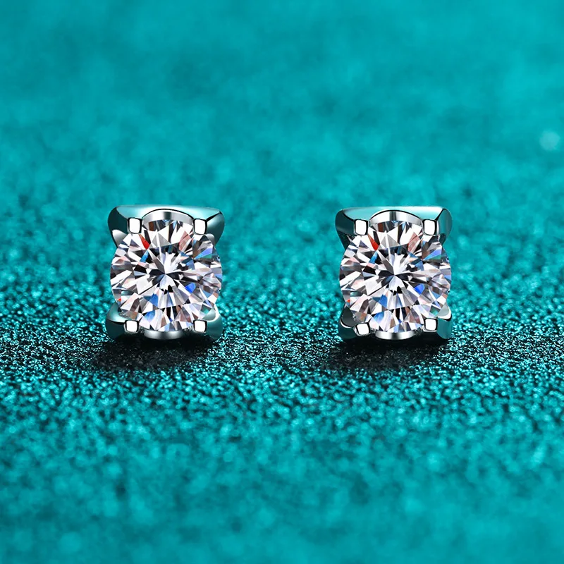 18k White Gold Stud Earrings for Women's Cow Head Earrings Pt950 Temperament Wedding 1ct/2ct Mossanite Platinum Pt950 Jewelry
18k White Gold Stud Earrings for Women's Cow Head Earrings Pt950 Temperament Wedding 1ct/2ct Mossanite Platinum Pt950 Jewelry