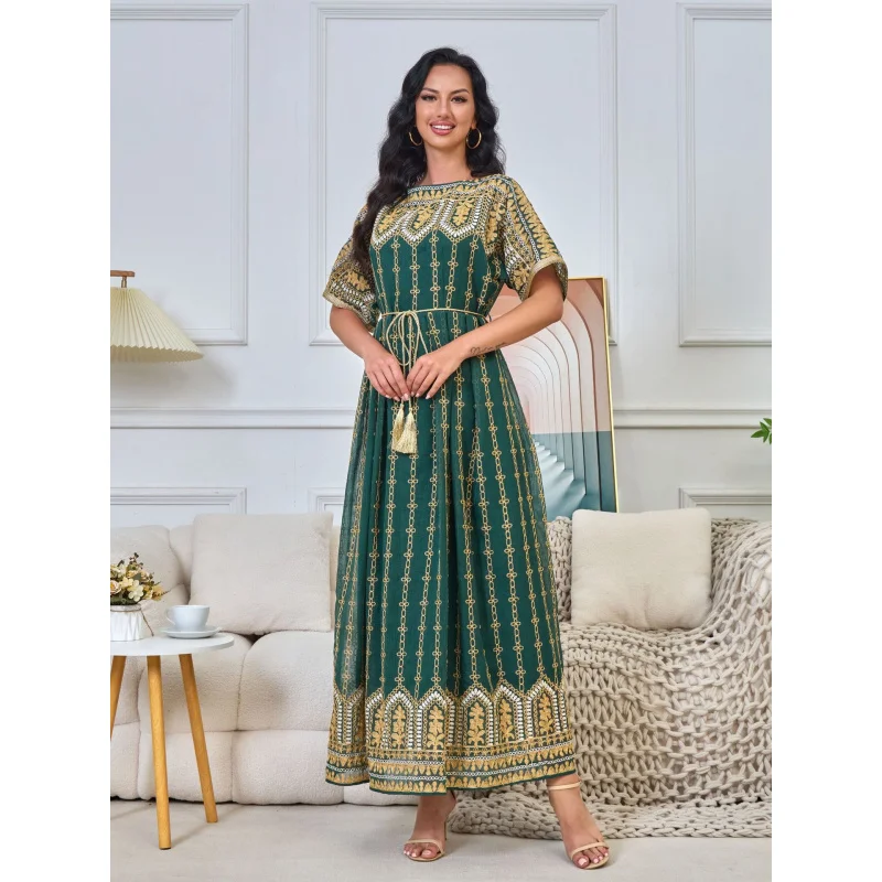 Mt183 Middle East Arab New Embroidered Robe Large Swing Women's Evening Dress Short Sleeve Dress Abaya
Mt183 Middle East Arab New Embroidered Robe Large Swing Women's Evening Dress Short Sleeve Dress Abaya