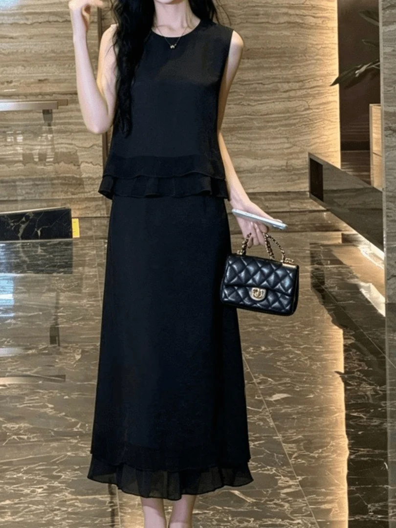 Summer Casual Off-Shoulder Lace Splicing Vest And Skirt Set Women's Fashion Design Sensation Two-Piece Outfit High Waist Bord...
Summer Casual Off-Shoulder Lace Splicing Vest And Skirt Set Women's Fashion Design Sensation Two-Piece Outfit High Waist Bord...