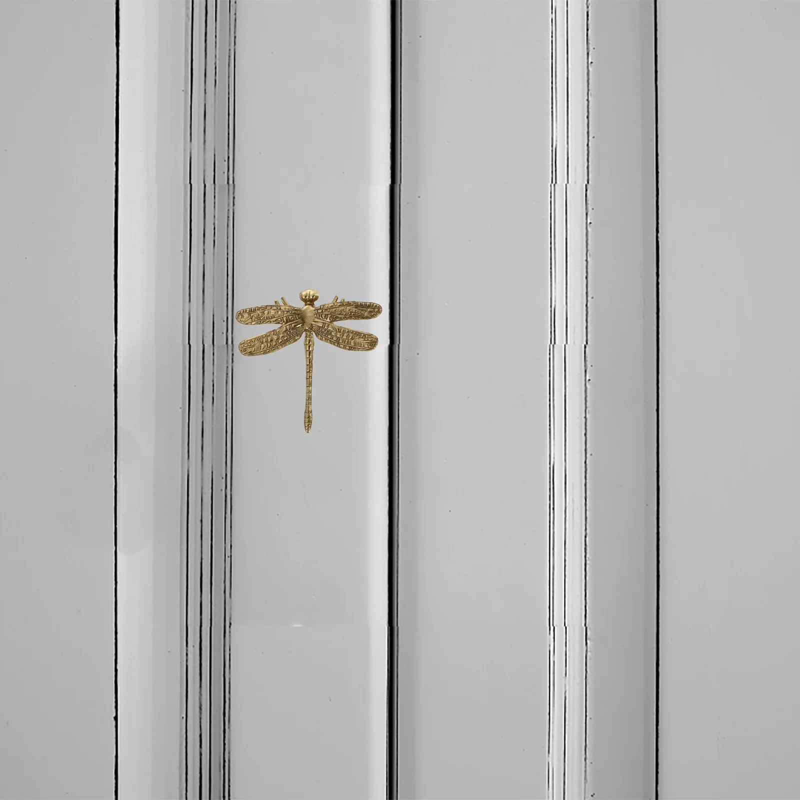 Copper Handle Dragonfly Shaped Knob Single Hole Furniture Accessory Cabinet Wardrobe Door Drawer Pull Finish Durable
Copper Handle Dragonfly Shaped Knob Single Hole Furniture Accessory Cabinet Wardrobe Door Drawer Pull Finish Durable