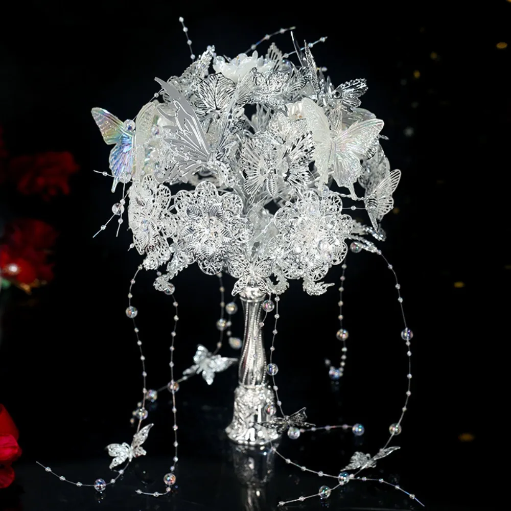 New Chinese Luxury Metal Hollow-Out Gold/Silver Floral Bouquet for Bridal Wedding Bouquet Wedding Accessories Wedding Shoot
New Chinese Luxury Metal Hollow-Out Gold/Silver Floral Bouquet for Bridal Wedding Bouquet Wedding Accessories Wedding Shoot