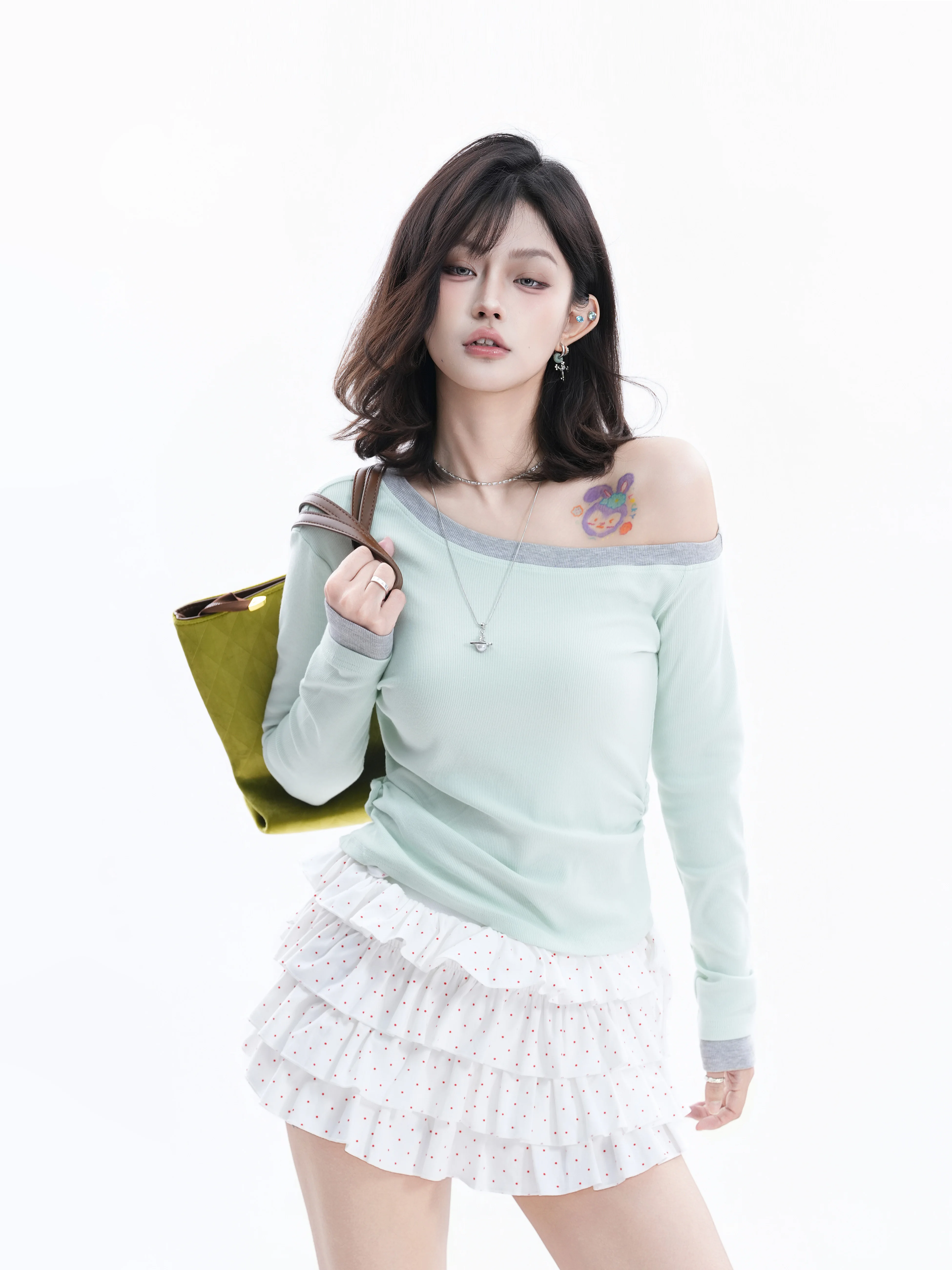 American Sweet And Spicy Style Long Sleeve Slim Fit Shoulder T-Shirt Women's Color Block Basic Version Pure Desire Ins T-Shirt
American Sweet And Spicy Style Long Sleeve Slim Fit Shoulder T-Shirt Women's Color Block Basic Version Pure Desire Ins T-Shirt