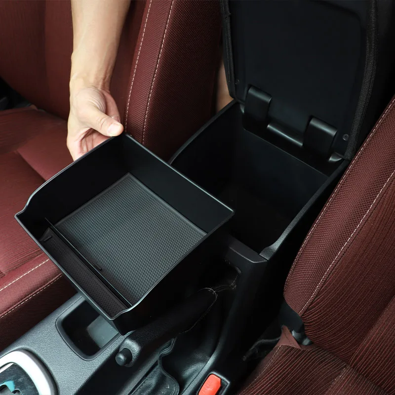 For Toyota Hilux 2015-2020 Toyota Innova 2015 ABS Car Central Control Armrest Box Storage Box Mobile Phone Tray Car Accessories
For Toyota Hilux 2015-2020 Toyota Innova 2015 ABS Car Central Control Armrest Box Storage Box Mobile Phone Tray Car Accessories