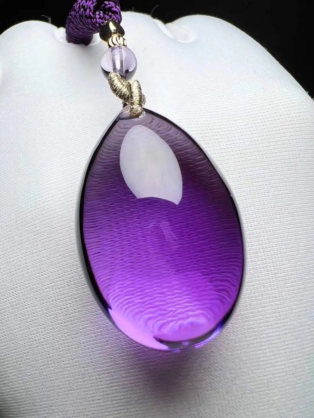 Натуральный кристаллический аметистовый кулон-подвеска, украшение, сокровище
Натуральный кристаллический аметистовый кулон-подвеска, украшение, сокровище