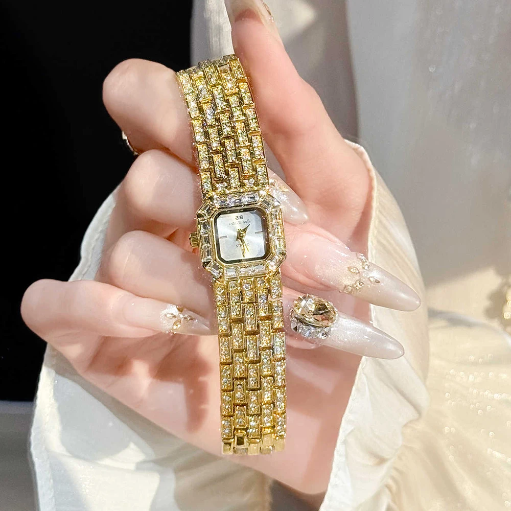 Luxury Women Watch Gold Full Diamond Bracelet Quartz Wrist Watch Waterproof Square Watches Fashion Hand Clock Gift Reloj Mujer
Luxury Women Watch Gold Full Diamond Bracelet Quartz Wrist Watch Waterproof Square Watches Fashion Hand Clock Gift Reloj Mujer