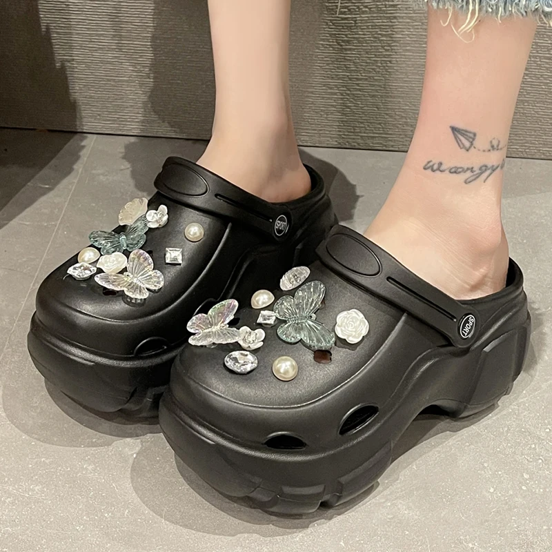 Summer Women Sandals Slippers Garden Shoes Platform Sandal Beach Breathable Non-slip EVA Fashion Vacation Shoes For Female 36-41 
Summer Women Sandals Slippers Garden Shoes Platform Sandal Beach Breathable Non-slip EVA Fashion Vacation Shoes For Female 36-41