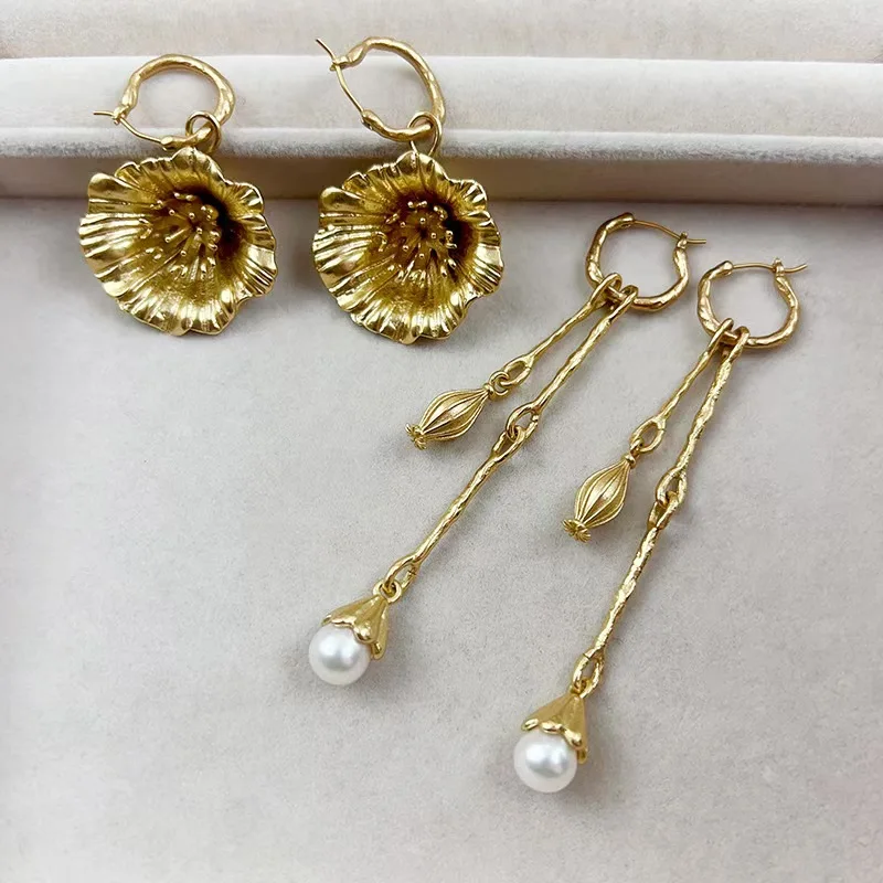 18K Gold Plated Heavy Bold Drop Dangle Earrings Nature Freshwater Ear Hoop Irregular Earrings AB Style Turkish Handmade Jewelry
18K Gold Plated Heavy Bold Drop Dangle Earrings Nature Freshwater Ear Hoop Irregular Earrings AB Style Turkish Handmade Jewelry
