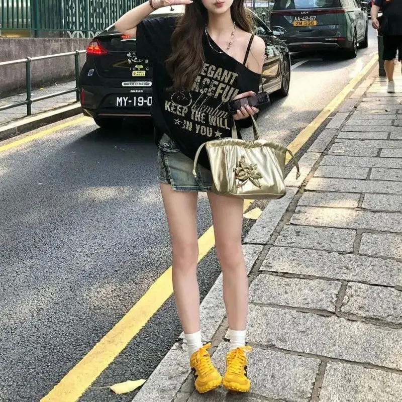 American High Street Skew Collar T-shirts Female Clothing Short Sleeve Summer Letter Fashionable Off Shoulder Basic Pullovers
American High Street Skew Collar T-shirts Female Clothing Short Sleeve Summer Letter Fashionable Off Shoulder Basic Pullovers