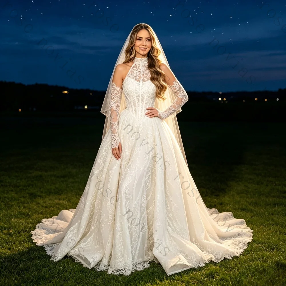 Customized Halter Neck Lace Wedding Dress Detachable Overskirt Long Lace Gloves A Line Lace Bridal Gown Night Outdoor Wedding
Customized Halter Neck Lace Wedding Dress Detachable Overskirt Long Lace Gloves A Line Lace Bridal Gown Night Outdoor Wedding
