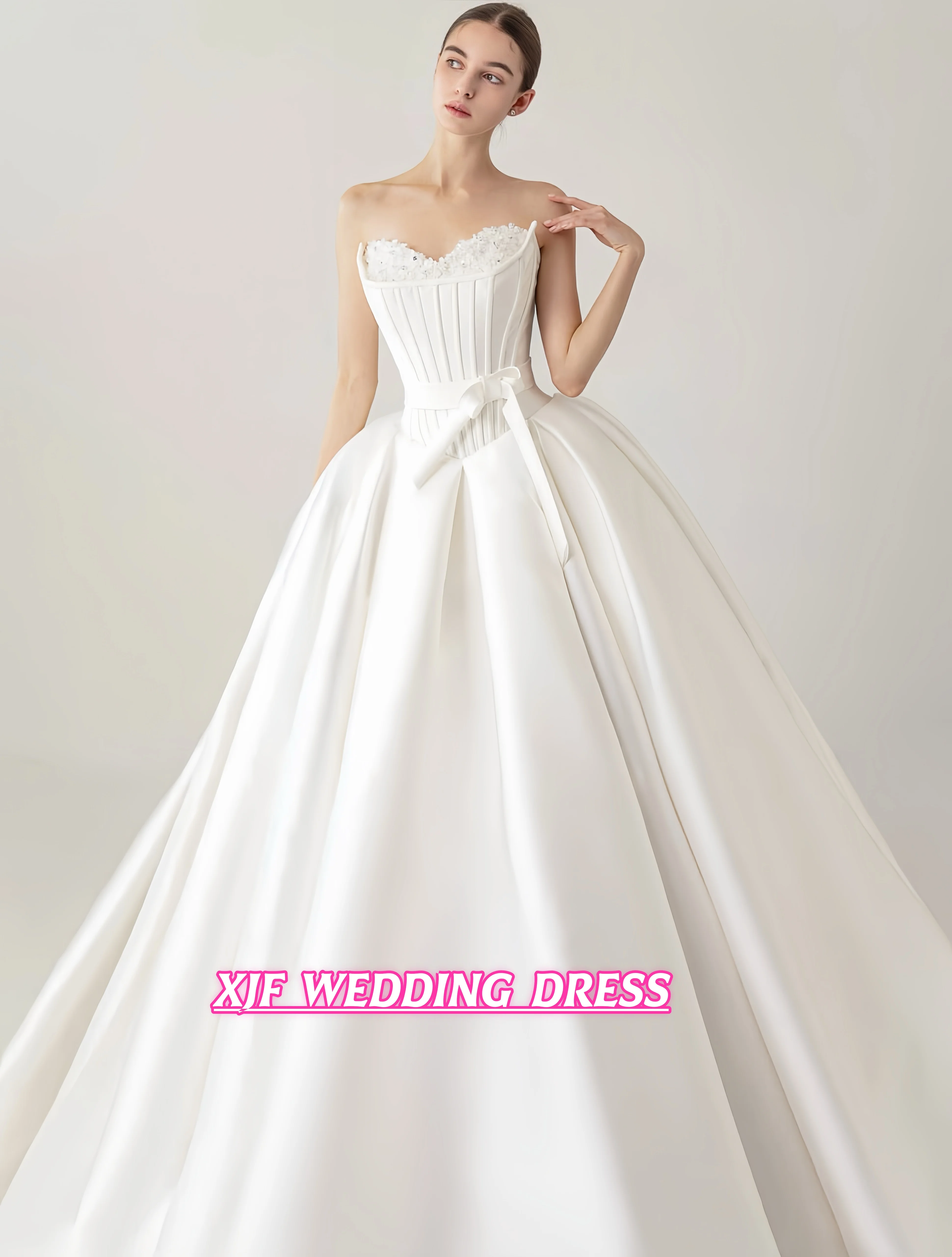 Customized wedding dress Sweetheart collar sleeveless Ball Gown satin robe de mariee wedding dress vestidos de novia
Customized wedding dress Sweetheart collar sleeveless Ball Gown satin robe de mariee wedding dress vestidos de novia