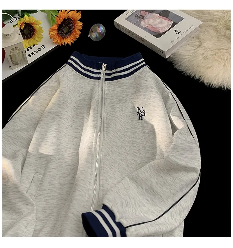 Mens With Hat New Hoodie Coats Summer Clothes Essential Wardrobe Pieces Lightweight Cool Feel Urban Street Fashion Youth Culture
Mens With Hat New Hoodie Coats Summer Clothes Essential Wardrobe Pieces Lightweight Cool Feel Urban Street Fashion Youth Culture
