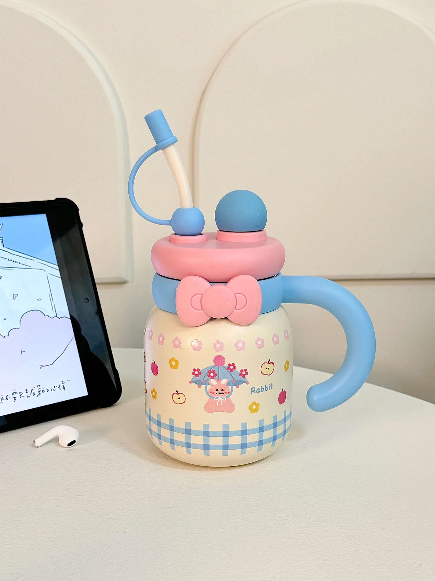 Симпатичная внутренняя крышка Cerc, изолированная бутылка для воды, большая ручка, чашка St для офиса, женщин, высокое эстетичное значение, большая емкость, чашка...
Симпатичная внутренняя крышка Cerc, изолированная бутылка для воды, большая ручка, чашка St для офиса, женщин, высокое эстетичное значение, большая емкость, чашка...