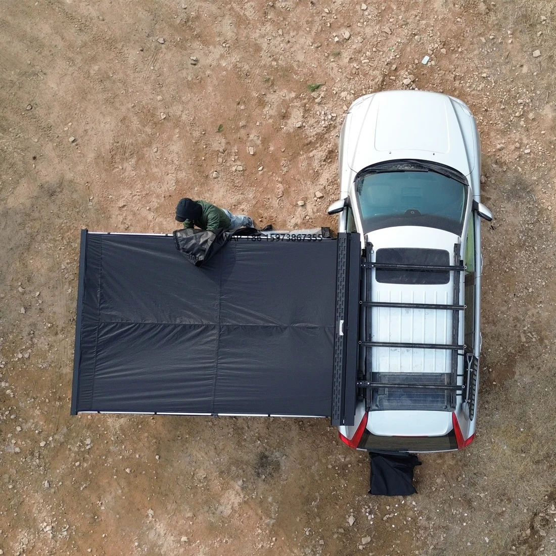 Aluminum hard-shell awning with side walls
Aluminum hard-shell awning with side walls