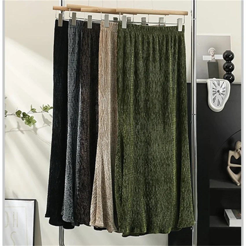 Gowyimmes 2025 Big Size Vintage Fashion Women Midi-Long Velvet Mermaid Skirt Slim Lady Ruffled Pleated Skirts Bottomings PD1835
Gowyimmes 2025 Big Size Vintage Fashion Women Midi-Long Velvet Mermaid Skirt Slim Lady Ruffled Pleated Skirts Bottomings PD1835