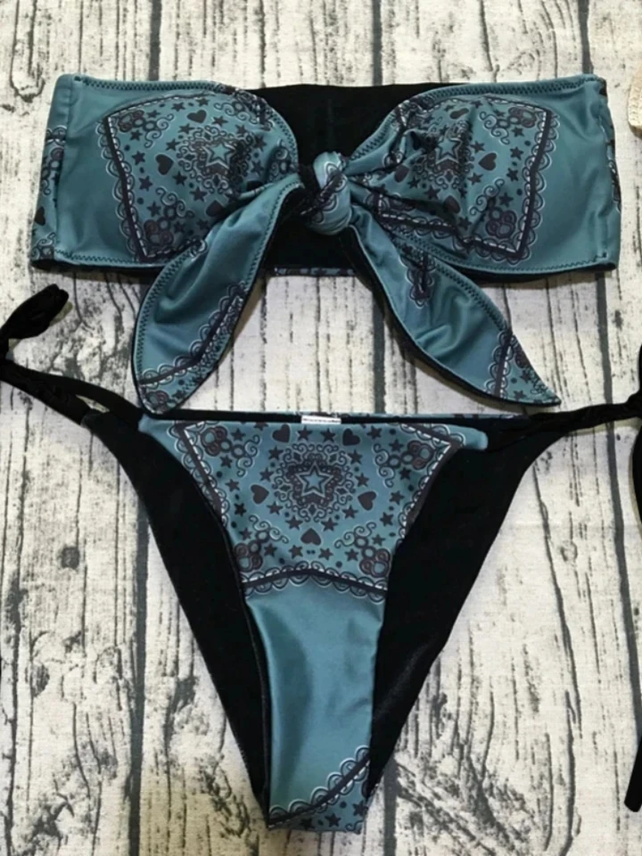 Retro Print Bikini Set 2025 Bow Swimsuit for Women Low Waist Lace-up Thong Swimwear with Straps Summer Vacation Bathing Suit
Retro Print Bikini Set 2025 Bow Swimsuit for Women Low Waist Lace-up Thong Swimwear with Straps Summer Vacation Bathing Suit