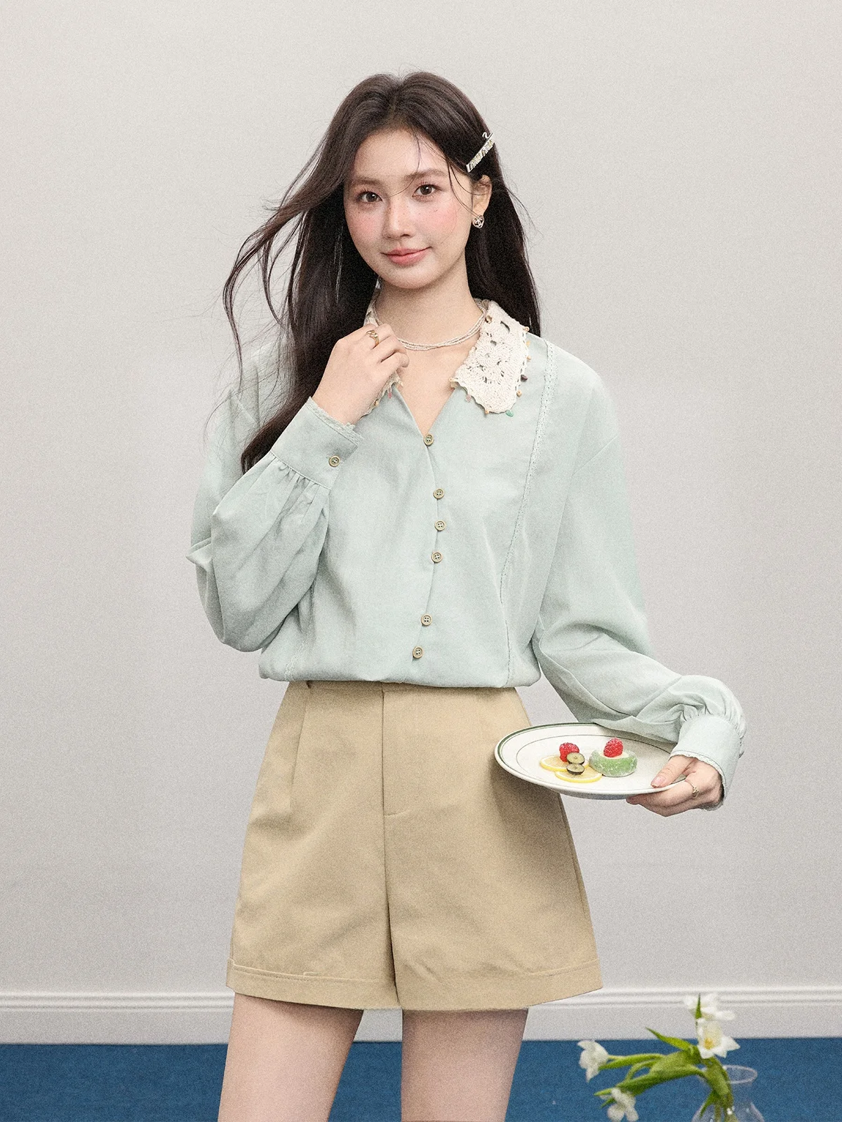 Loose Long Sleeve Lace Collar Green Shirt Women's Design Casual Comfortable Top Fashionable Spring Autumn Seasonal Wear
Loose Long Sleeve Lace Collar Green Shirt Women's Design Casual Comfortable Top Fashionable Spring Autumn Seasonal Wear