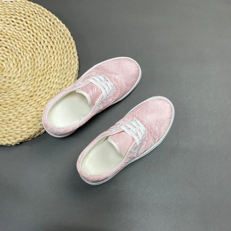 Girl Pink Jacquard Low cut White Shoes Gentle Wind Breathable Casual Board Shoes Spring/Summer Versatile Age Reducing Canvas Sho
Girl Pink Jacquard Low cut White Shoes Gentle Wind Breathable Casual Board Shoes Spring/Summer Versatile Age Reducing Canvas Sho