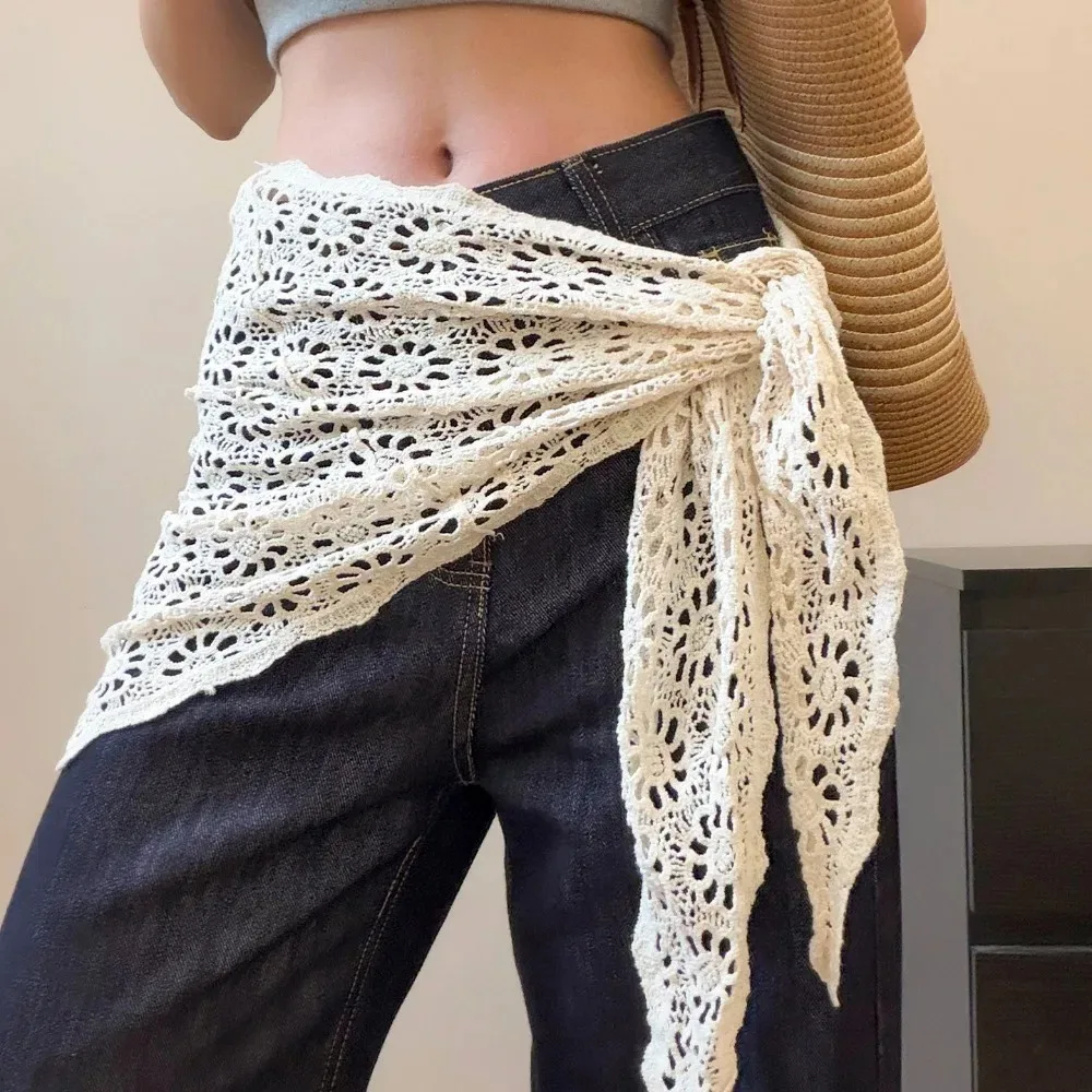 Knitted Hollow Hip Curtain Out Triangle Hair Scarf Headscarf Lace Embroidery Knitt Waist Belt Neckerchief Travel Photo Headband
Knitted Hollow Hip Curtain Out Triangle Hair Scarf Headscarf Lace Embroidery Knitt Waist Belt Neckerchief Travel Photo Headband