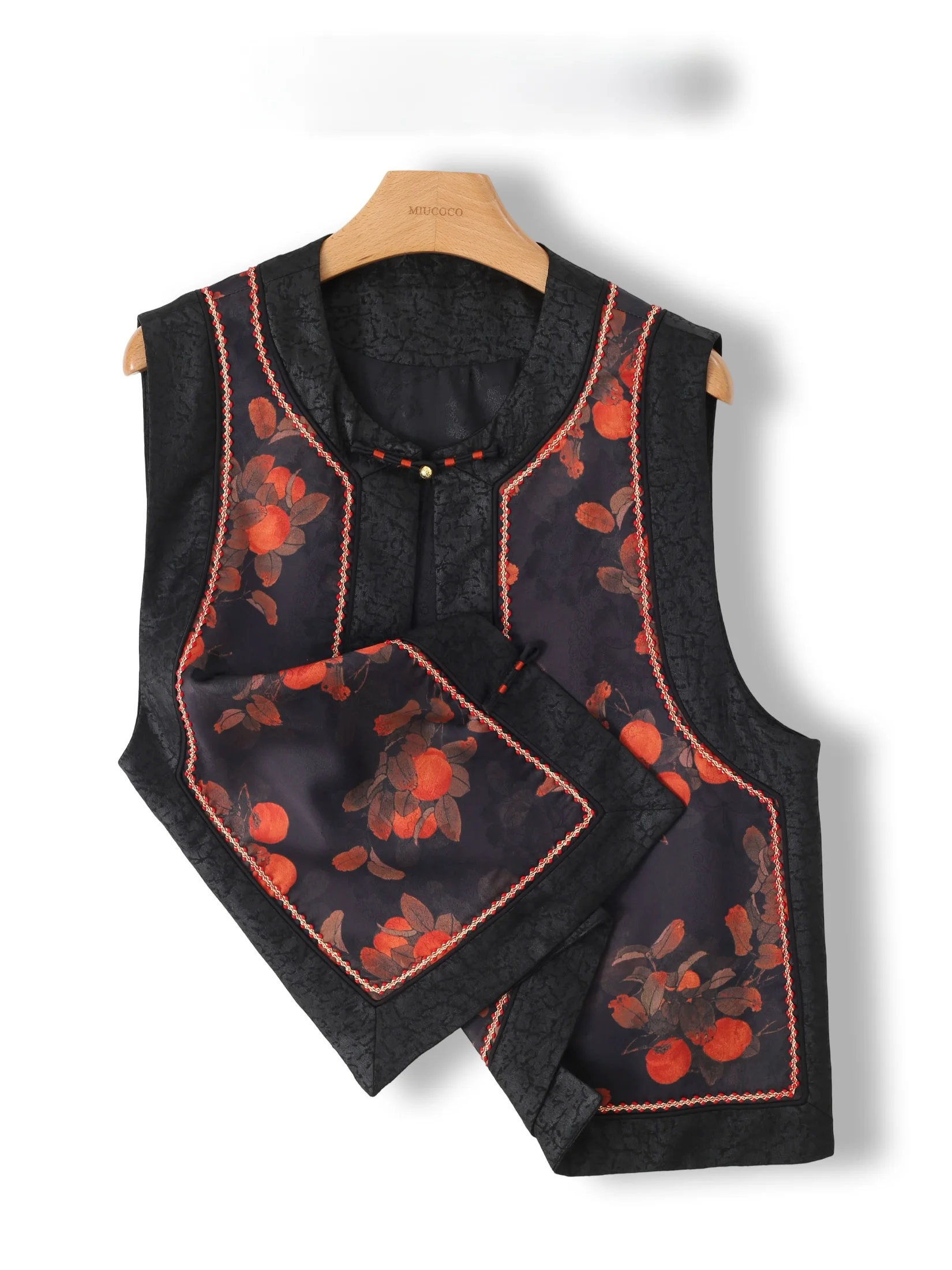 New Chinese Style National Trend Embroidered Satin Button Women's Vest Shoulder Pad Traditional round Neck Regular Length
New Chinese Style National Trend Embroidered Satin Button Women's Vest Shoulder Pad Traditional round Neck Regular Length