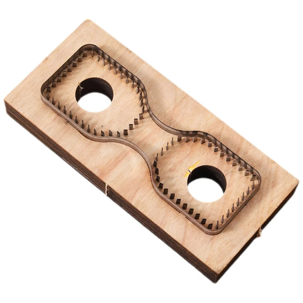 Belt Punch Hole Tool Goods Mold Strip Key Chain Multi-use DIY Strap Head Die Shapes
Belt Punch Hole Tool Goods Mold Strip Key Chain Multi-use DIY Strap Head Die Shapes