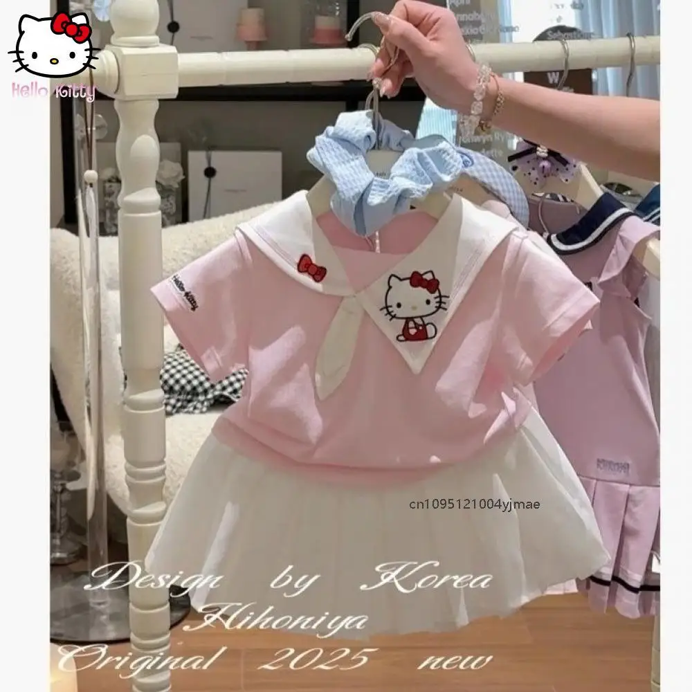 Cartoon Anime Sanrio Hello Kitty Children's Jk Pleated Skirt Set Girl Summer Doll Collar Short Sleeve T-Shirt College Style Set
Cartoon Anime Sanrio Hello Kitty Children's Jk Pleated Skirt Set Girl Summer Doll Collar Short Sleeve T-Shirt College Style Set