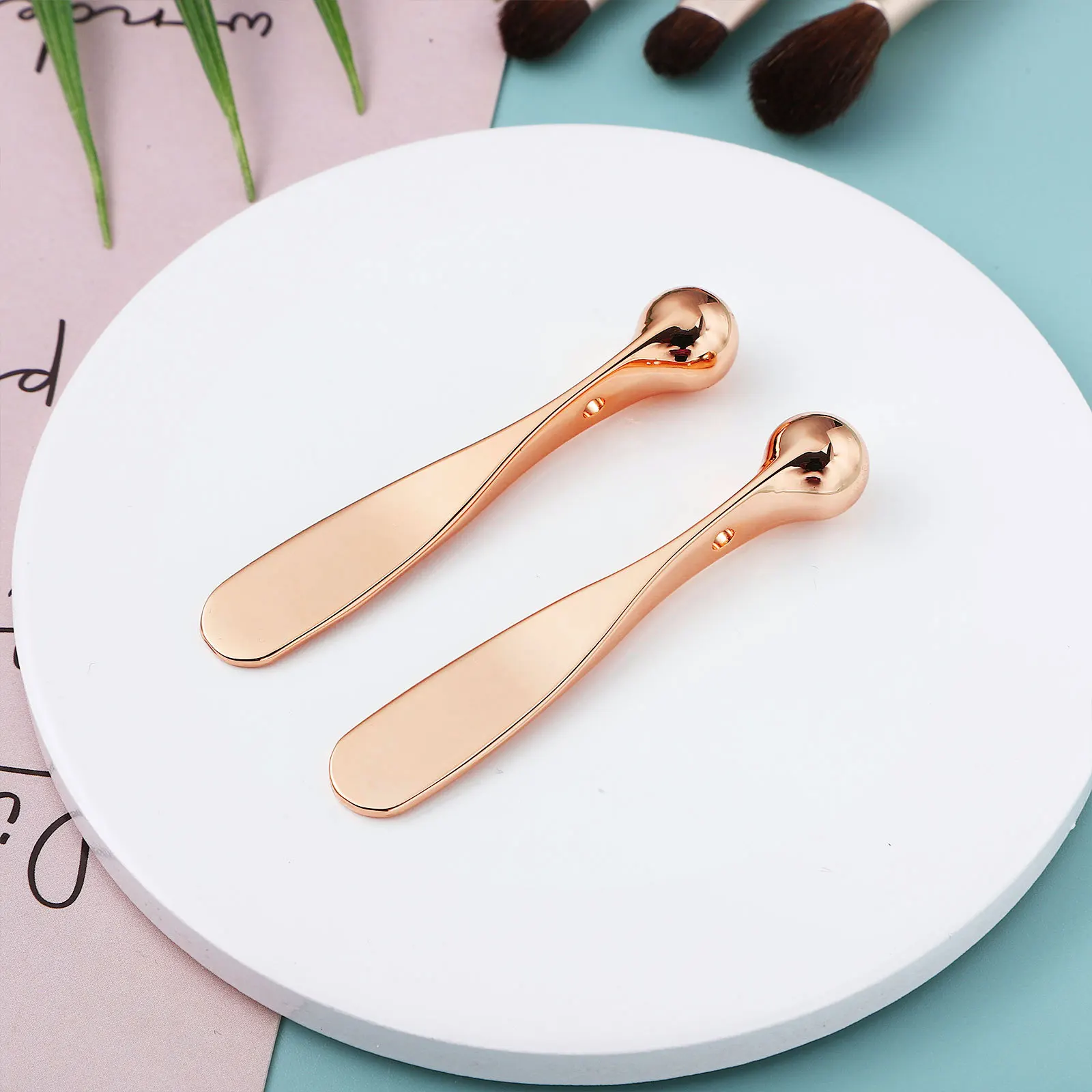 2Pcs Eye Cream Massage Stick Double End Zinc Alloy Spoon Compact Portable Skin Care Tool for Wrinkle Removal Eye Fatigue and
2Pcs Eye Cream Massage Stick Double End Zinc Alloy Spoon Compact Portable Skin Care Tool for Wrinkle Removal Eye Fatigue and