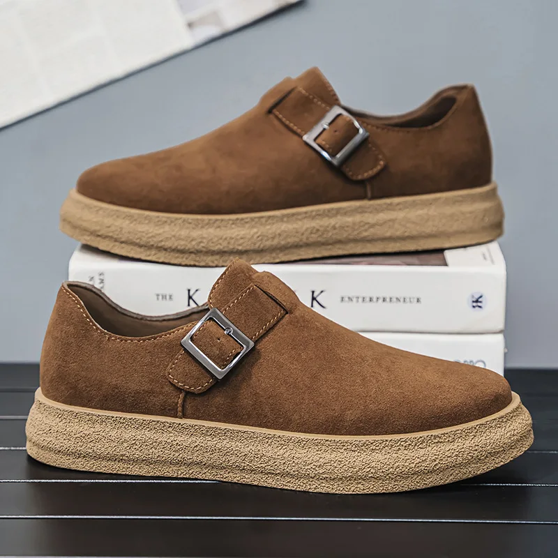 Spring Summer Suede Men’s Loafer Shoes Buckle Brown Casual Shoes Man Low Cut Platform Mens Designer Shoes zapatos para hombre
Spring Summer Suede Men’s Loafer Shoes Buckle Brown Casual Shoes Man Low Cut Platform Mens Designer Shoes zapatos para hombre