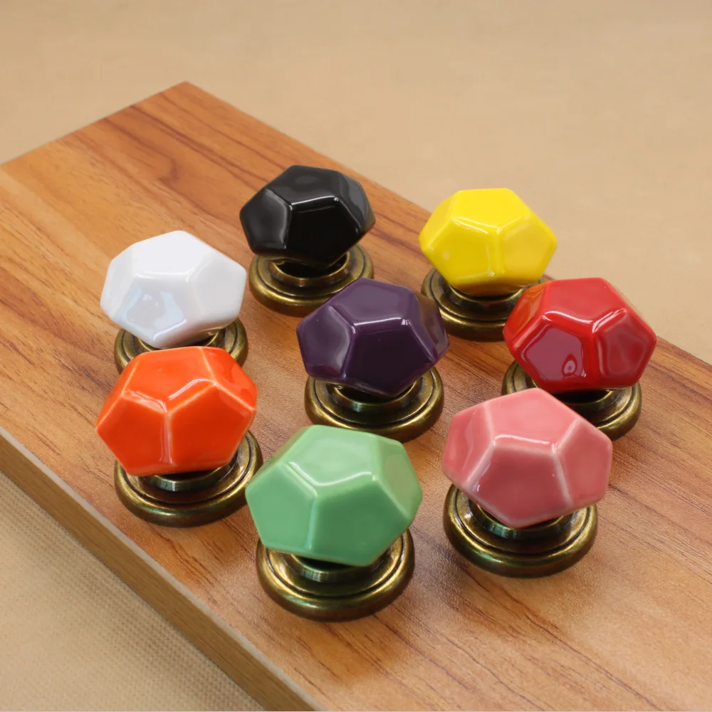 Ceramics Stone Color Porcelain Brass Handle Drawer Kitchen Cupboard Closet Door Knob
Ceramics Stone Color Porcelain Brass Handle Drawer Kitchen Cupboard Closet Door Knob