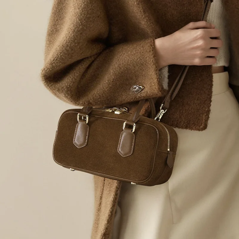 Frosted Cowhide Tote Korean High-end Handbag Business Commuting Crossbody Large Capacity Genuine Leather Women's Top-handle Bags
Frosted Cowhide Tote Korean High-end Handbag Business Commuting Crossbody Large Capacity Genuine Leather Women's Top-handle Bags