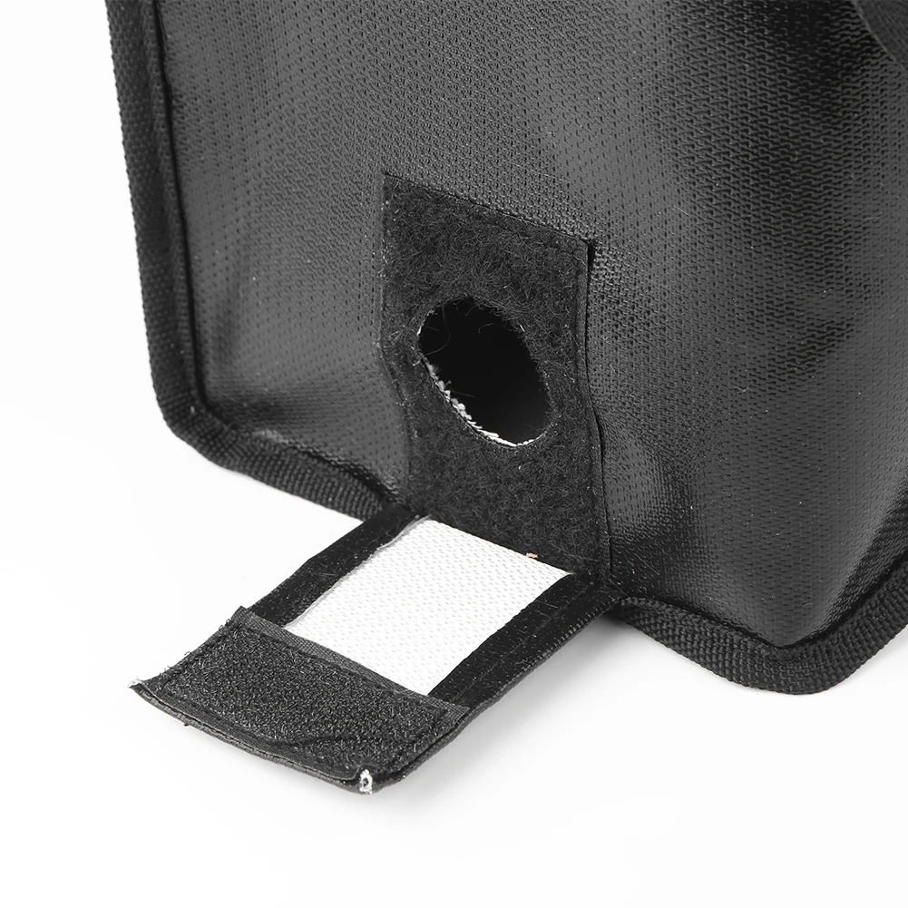Ebike Battery Bag Battery Safe Bag Large Capacity Lithium Battery Storage Pouch Battery Transport Bag for Storage Transport
Ebike Battery Bag Battery Safe Bag Large Capacity Lithium Battery Storage Pouch Battery Transport Bag for Storage Transport