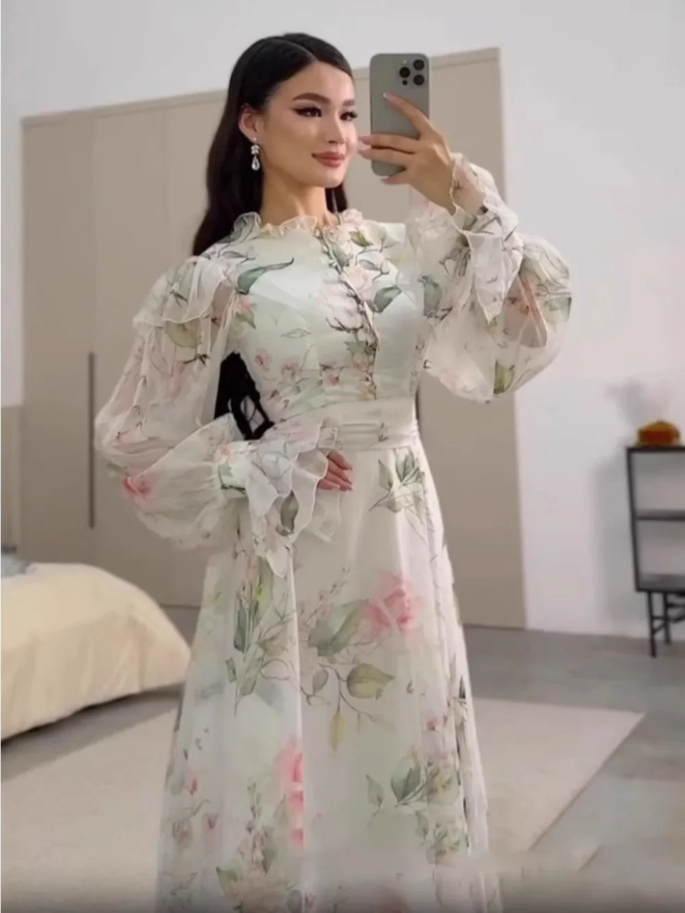 Ид женское платье Абая мусульманский Рамадан Джалабия Tie Dye с цветочным принтом вечерние платья Дубай длинный халат кафтан Vestidos Largos 2026
Ид женское платье Абая мусульманский Рамадан Джалабия Tie Dye с цветочным принтом вечерние платья Дубай длинный халат кафтан Vestidos Largos 2026