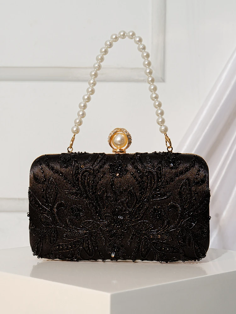 New Chinese Sle Beaded Hand Embroidery Handbag Luxury Vintage Women's Purse Faionable Versatile Silk Square Bag for Banquet
New Chinese Sle Beaded Hand Embroidery Handbag Luxury Vintage Women's Purse Faionable Versatile Silk Square Bag for Banquet