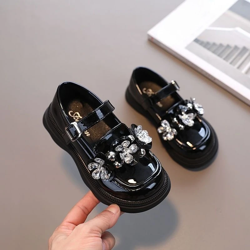 Кожаные туфли принцессы на мягкой подошве для девочек, весна 2026, новый стиль, детская обувь, модная детская обувь, хит продаж
Кожаные туфли принцессы на мягкой подошве для девочек, весна 2026, новый стиль, детская обувь, модная детская обувь, хит продаж