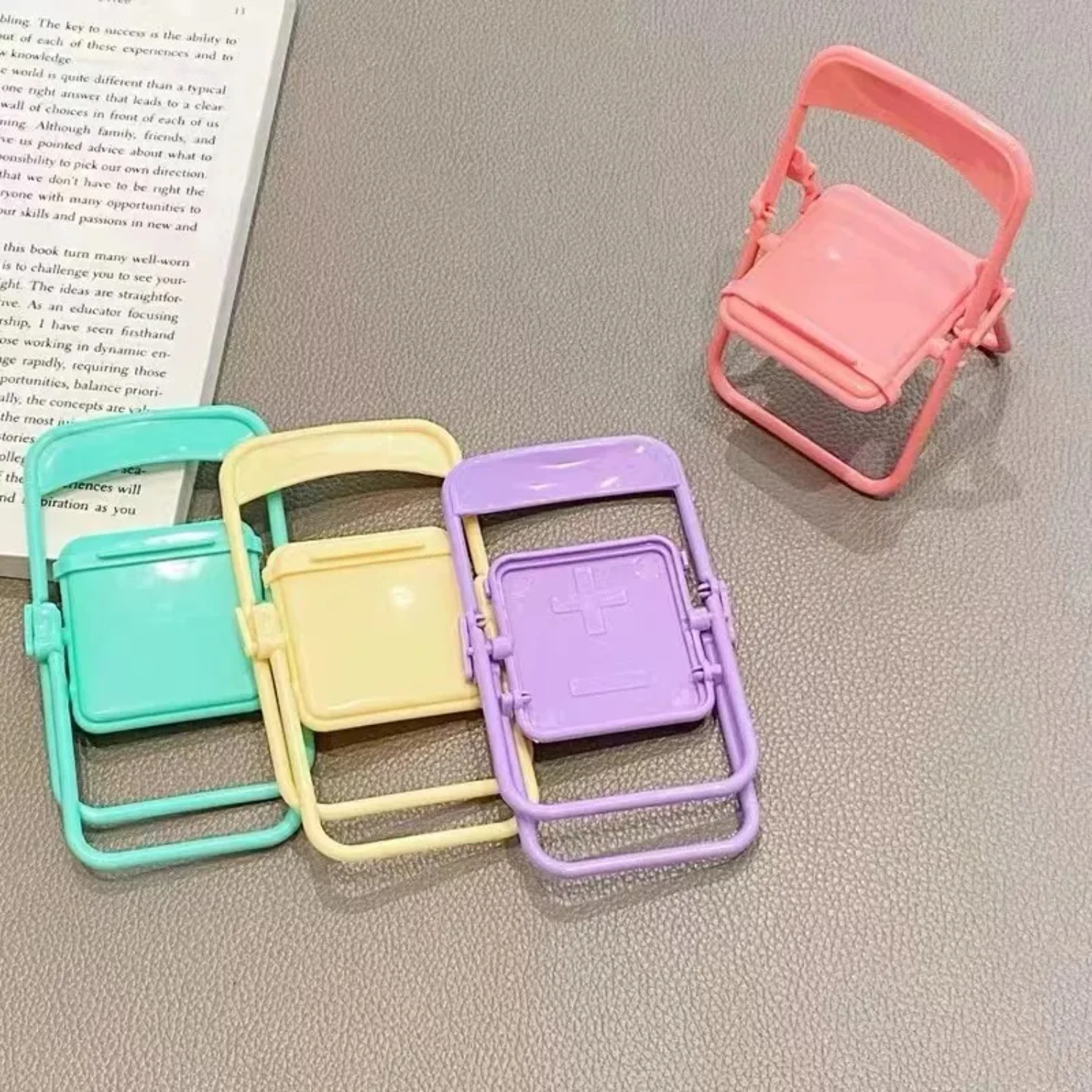 4pcs Cute Creative Desktop Mini Chair Stand Can Used As Decorative Ornaments Foldable Lazy Drama Mobile Phone Holder
4pcs Cute Creative Desktop Mini Chair Stand Can Used As Decorative Ornaments Foldable Lazy Drama Mobile Phone Holder