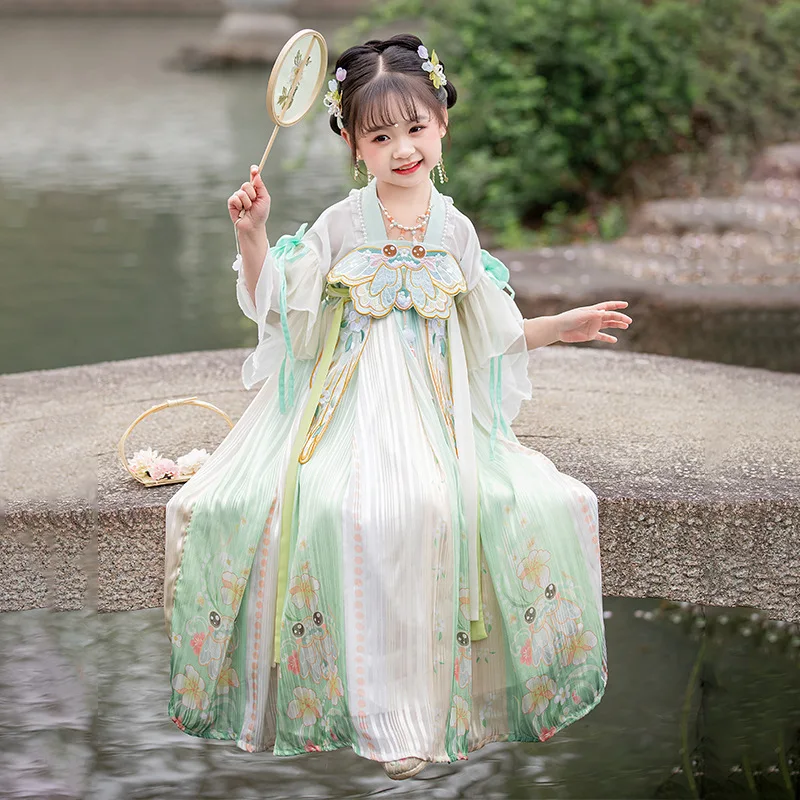 2023 Girls Hanfu Suit Children's Burrerfly Embroidered Tang Dress Super Fairy Tulle Dress Ruffle Sleeve and Ribbon Decoration
2023 Girls Hanfu Suit Children's Burrerfly Embroidered Tang Dress Super Fairy Tulle Dress Ruffle Sleeve and Ribbon Decoration