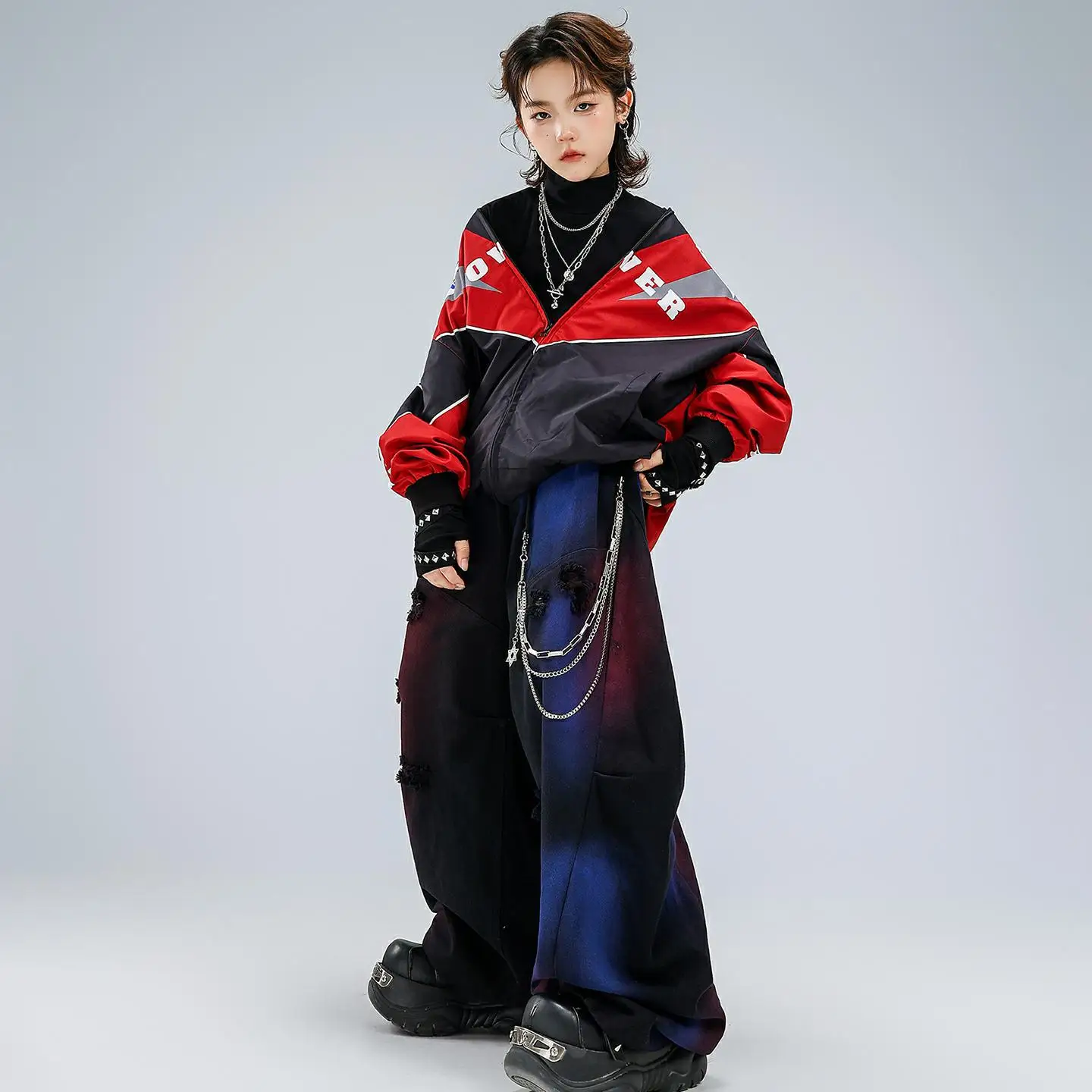 Детская одежда в стиле хип-хоп Kpop, черная, красная гоночная куртка, цветные рваные брюки с изогнутыми лезвиями для девочек и мальчиков, костюмы для уличных танцев, одежда
Детская одежда в стиле хип-хоп Kpop, черная, красная гоночная куртка, цветные рваные брюки с изогнутыми лезвиями для девочек и мальчиков, костюмы для уличных танцев, одежда