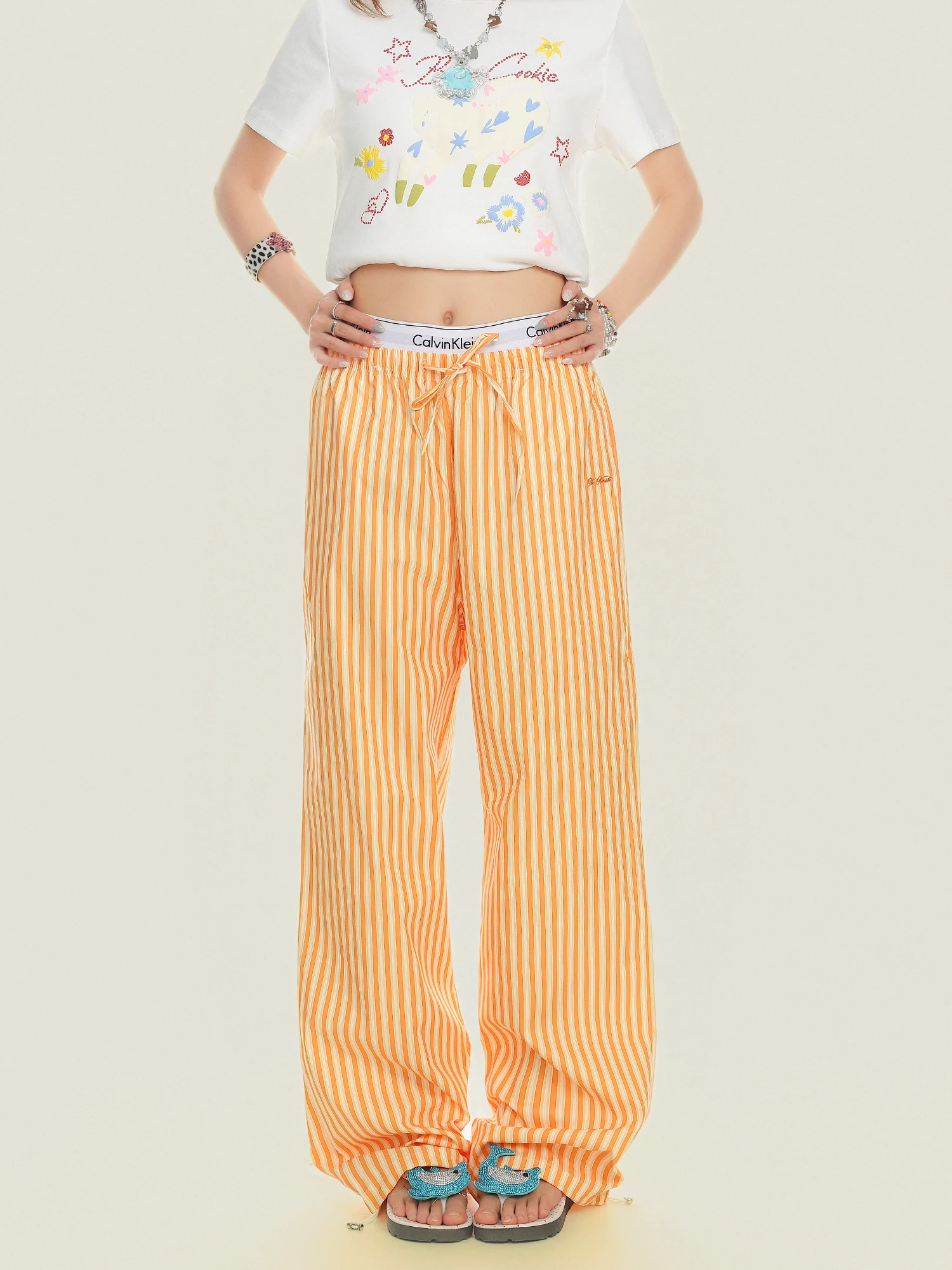Casual Striped Straight Leg Pants Drapey Versatile Floor-Length Slimming Long Trousers Sweet Dopamine Stripe Pattern Casual P...
Casual Striped Straight Leg Pants Drapey Versatile Floor-Length Slimming Long Trousers Sweet Dopamine Stripe Pattern Casual P...