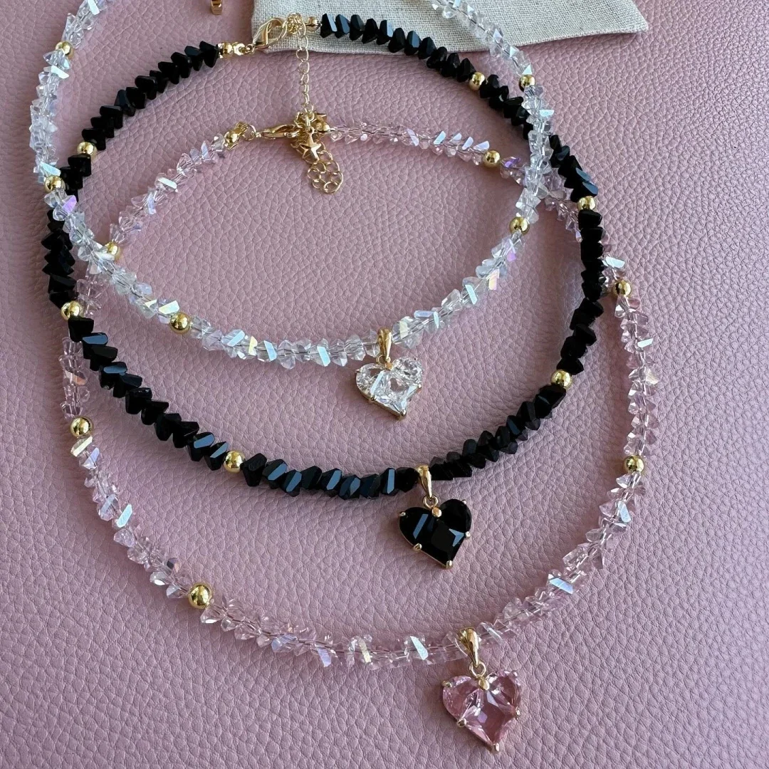 Fashion Vintage Sexy Zircon Heart Pendant Necklace For Women Female Boho Geometric Baroque Transparent Crystal Chain Jewelry
Fashion Vintage Sexy Zircon Heart Pendant Necklace For Women Female Boho Geometric Baroque Transparent Crystal Chain Jewelry