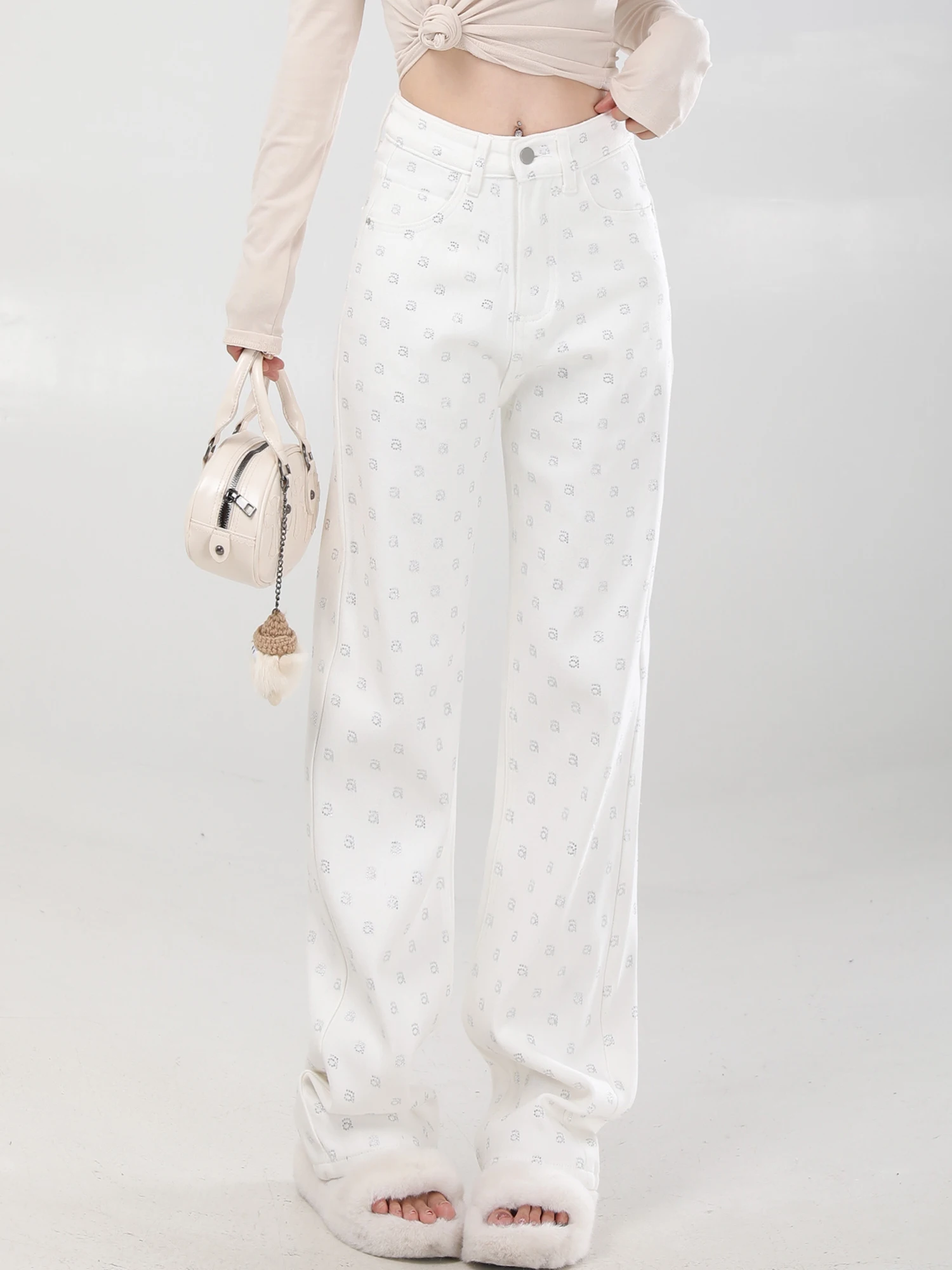 Женские прямые повседневные джинсы с высокой талией на подкладке, зимние длинные брюки, удобные свободные широкие джинсы
Женские прямые повседневные джинсы с высокой талией на подкладке, зимние длинные брюки, удобные свободные широкие джинсы