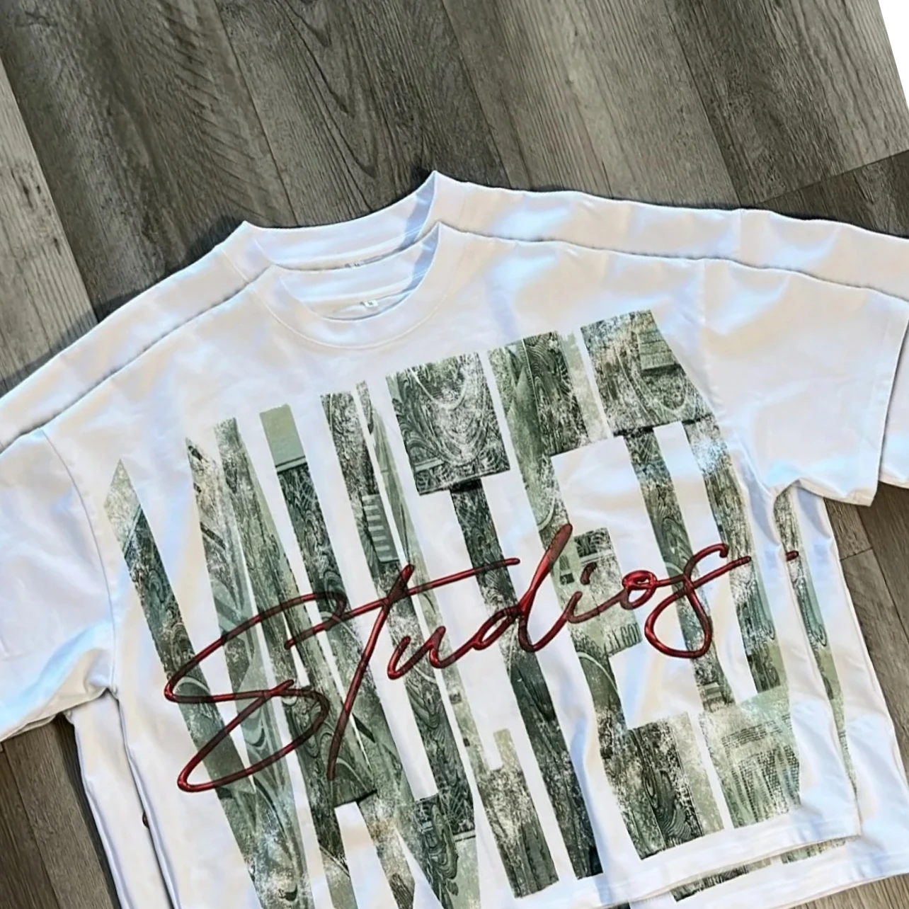 Y2K New Fashion Oversized Letter Printing Loose Short T-shirt Women's Harajuku Hip-Hop Gothic Casual Joker Couple Street Wear
Y2K New Fashion Oversized Letter Printing Loose Short T-shirt Women's Harajuku Hip-Hop Gothic Casual Joker Couple Street Wear