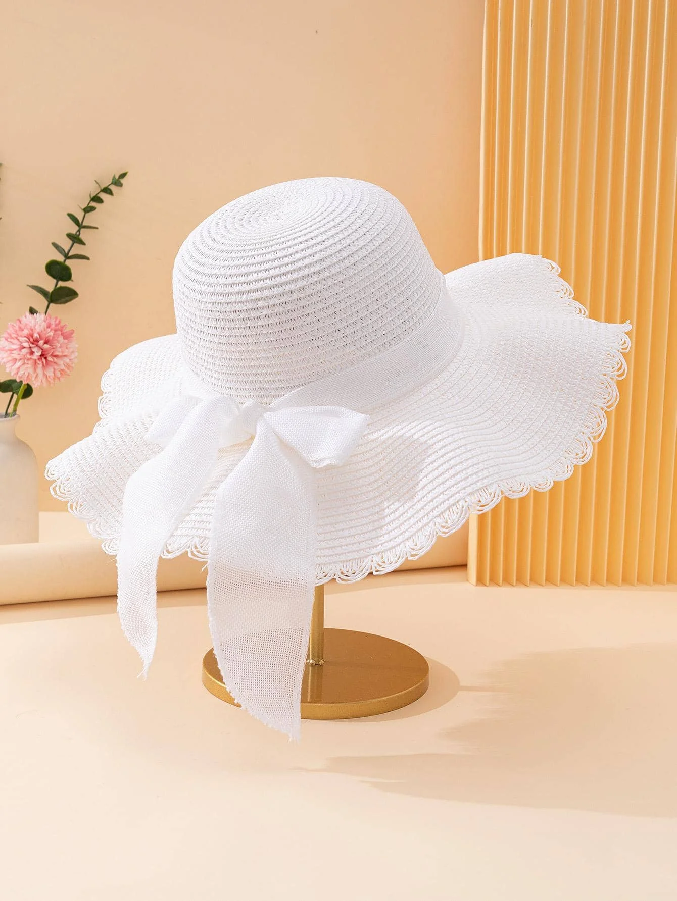 1pc Women Summer White Wavy Beach Sun Hat With Bowknot, Elegant Sun Protection Beach Travel Hat For Vacation
1pc Women Summer White Wavy Beach Sun Hat With Bowknot, Elegant Sun Protection Beach Travel Hat For Vacation
