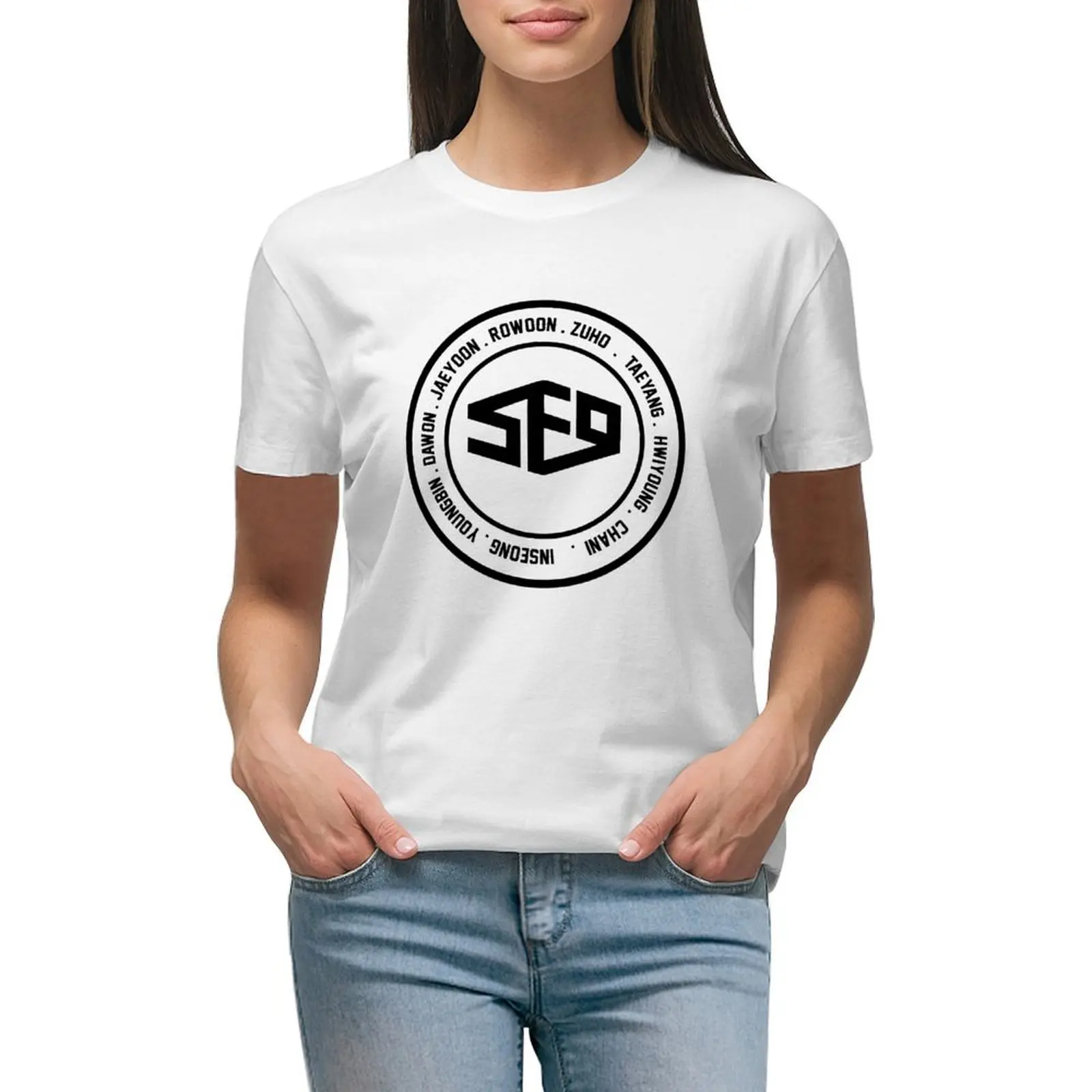 SF9 member T-shirt hippie clothes Aesthetic clothing t shirts for Women loose fit
SF9 member T-shirt hippie clothes Aesthetic clothing t shirts for Women loose fit