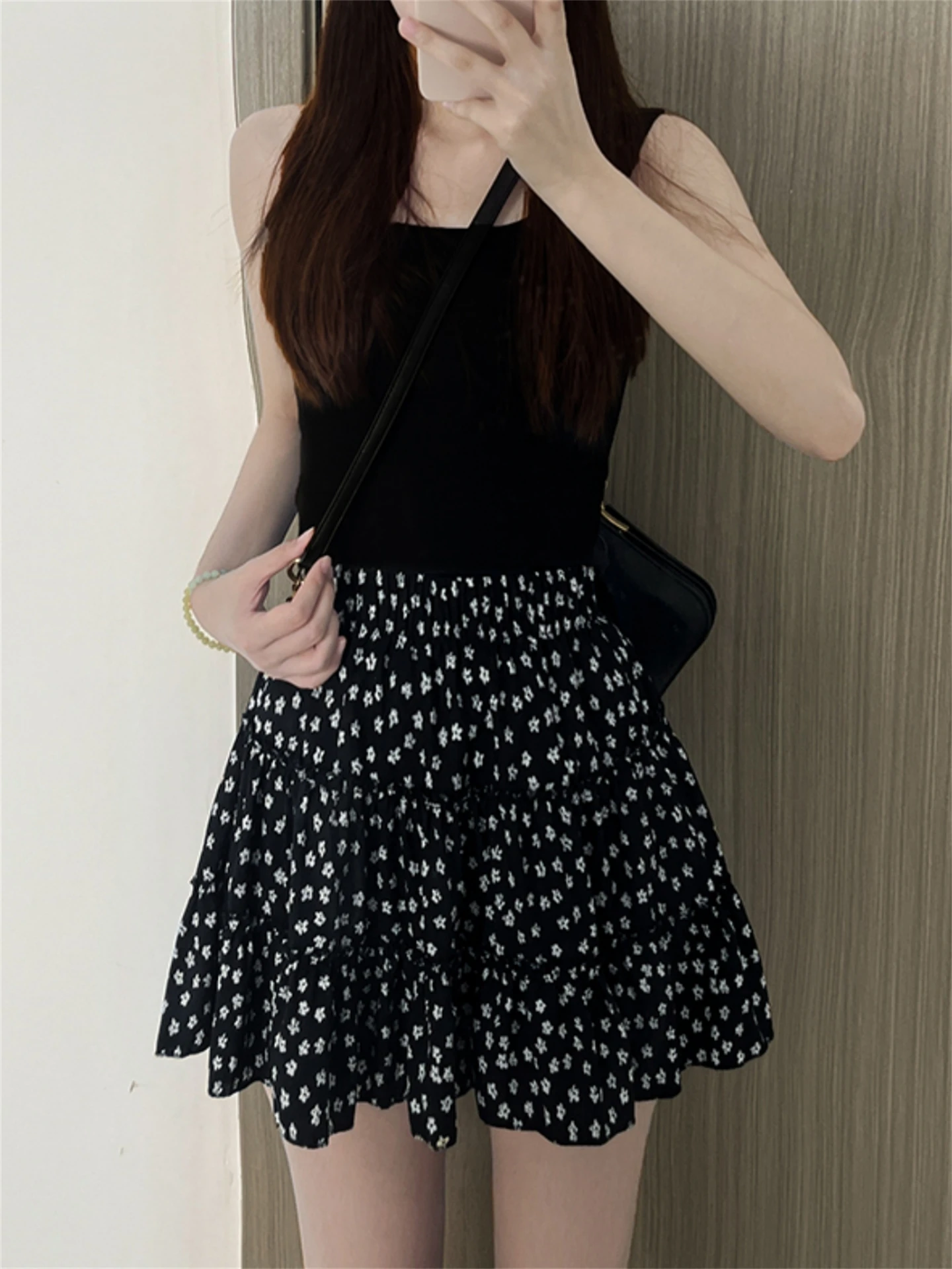 Black Floral A-Line Skirt Women's Spring New Cake Skirt plus Size Short Skirt for Petite Girls XMHP Korean Style
Black Floral A-Line Skirt Women's Spring New Cake Skirt plus Size Short Skirt for Petite Girls XMHP Korean Style
