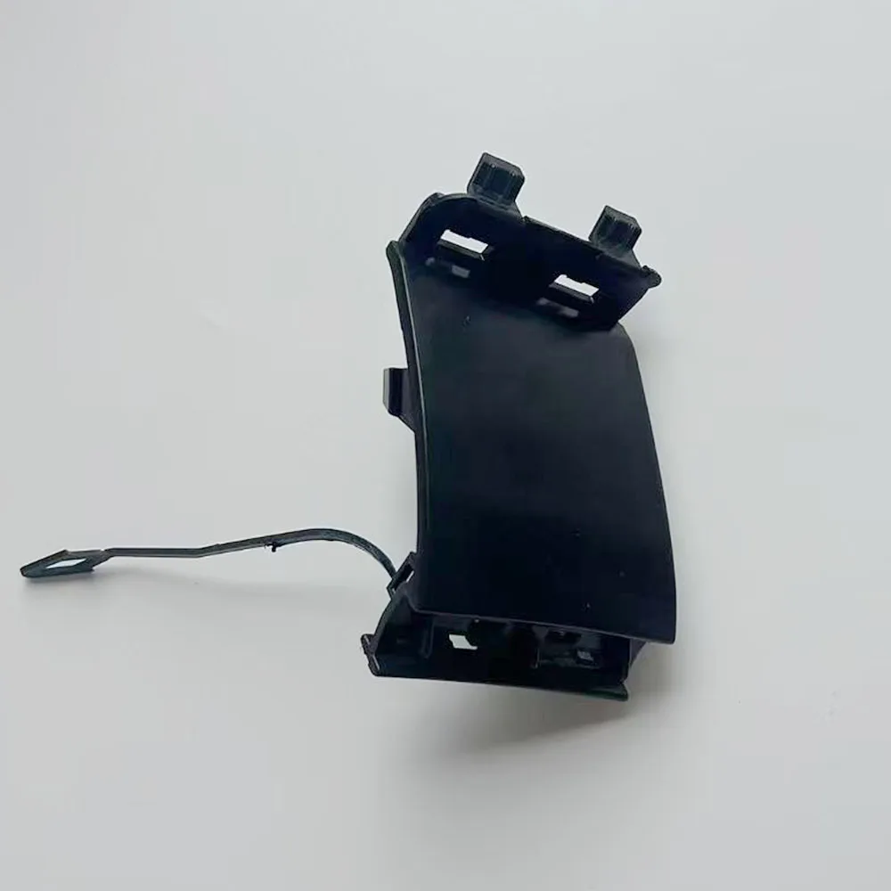 Suitable for the Mercedes W167 GLE front bumper tow hook cover, A1678850310, 1678850310
Suitable for the Mercedes W167 GLE front bumper tow hook cover, A1678850310, 1678850310