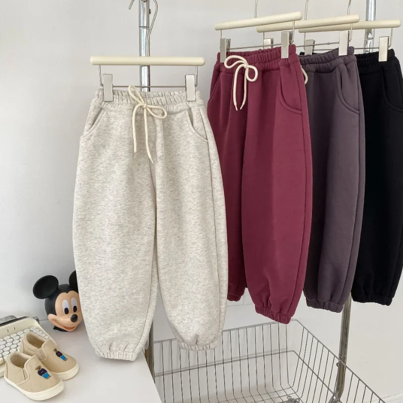 Winter Children's Padded Thickened Warm Sweatpants Korean New Boys And Girls Elastic Waist Casual Loose Trousers With Pockets
Winter Children's Padded Thickened Warm Sweatpants Korean New Boys And Girls Elastic Waist Casual Loose Trousers With Pockets