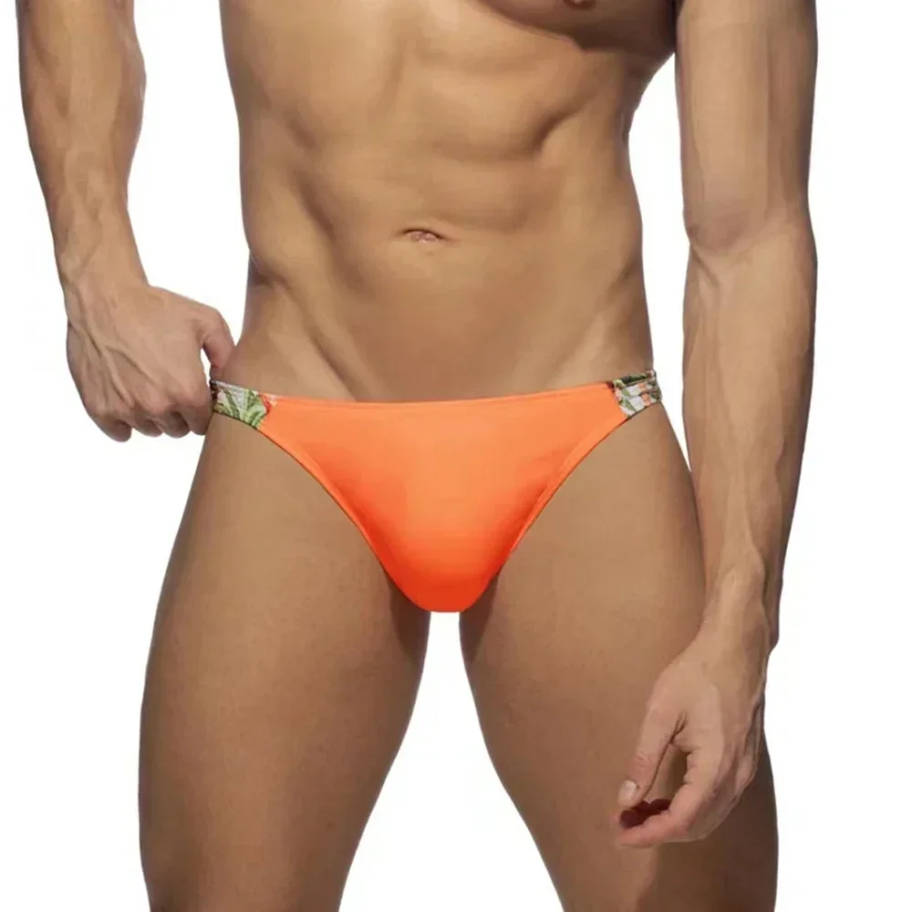 Men Surf Beach Sexy Low Rise Bikini Thong Briefs Swimwear Swim Trunks Cup Male Breathable Underwear Ultra-Thin Underpants
Men Surf Beach Sexy Low Rise Bikini Thong Briefs Swimwear Swim Trunks Cup Male Breathable Underwear Ultra-Thin Underpants