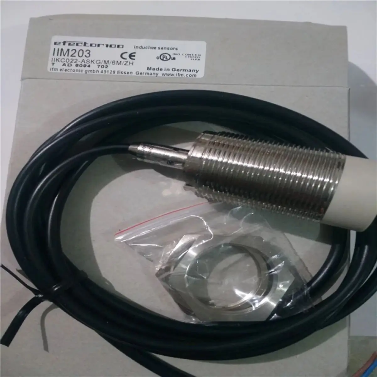Inductive sensor IIM203 IIKC022-ASKG/M/6M/ZH
Inductive sensor IIM203 IIKC022-ASKG/M/6M/ZH