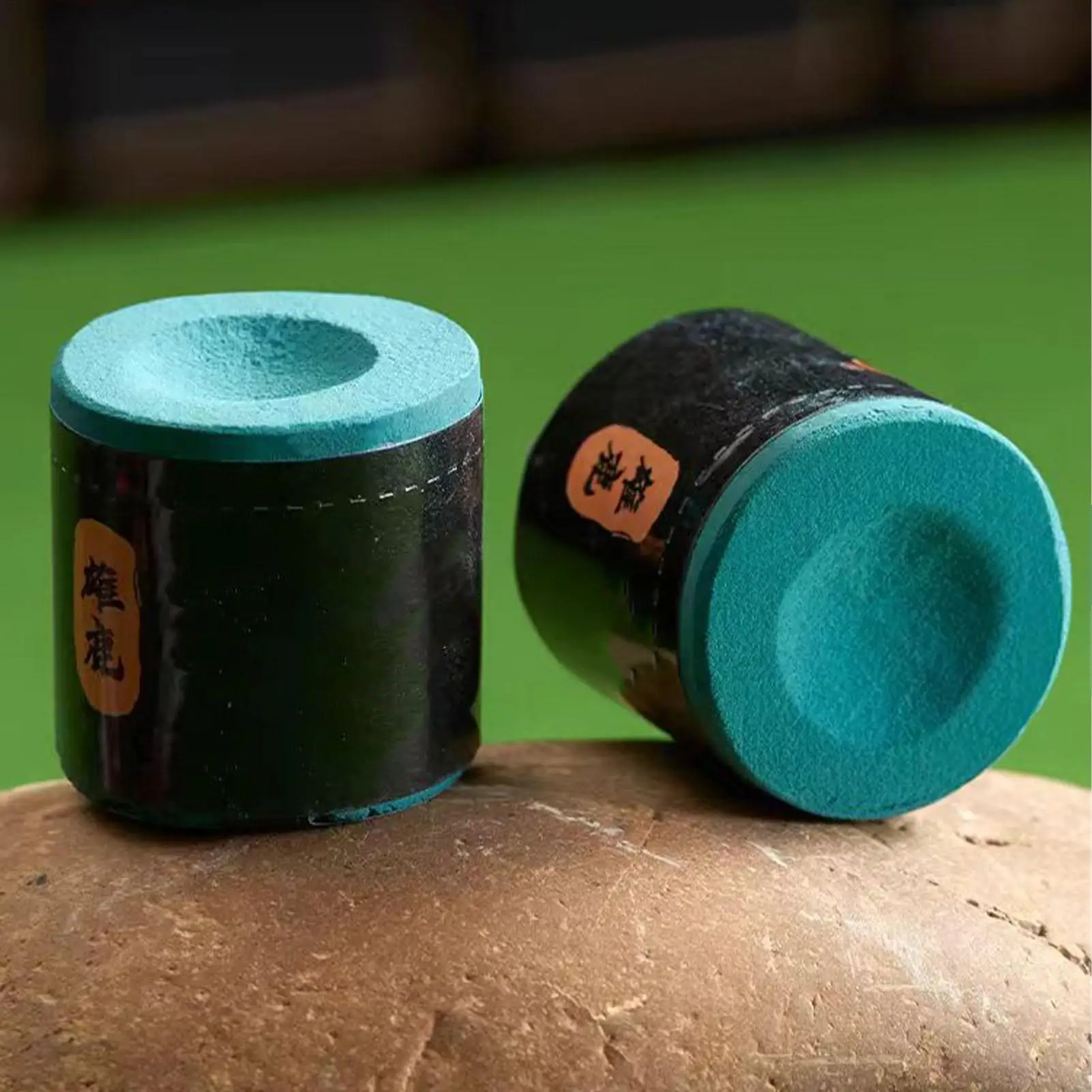 Крейда для бильярда, противоскользящее тренировочное пособие для бильярда, 2 шт., профессиональный кий, мел для мужчин и женщин, домашний семейный развлекательный клуб
Крейда для бильярда, противоскользящее тренировочное пособие для бильярда, 2 шт., профессиональный кий, мел для мужчин и женщин, домашний семейный развлекательный клуб