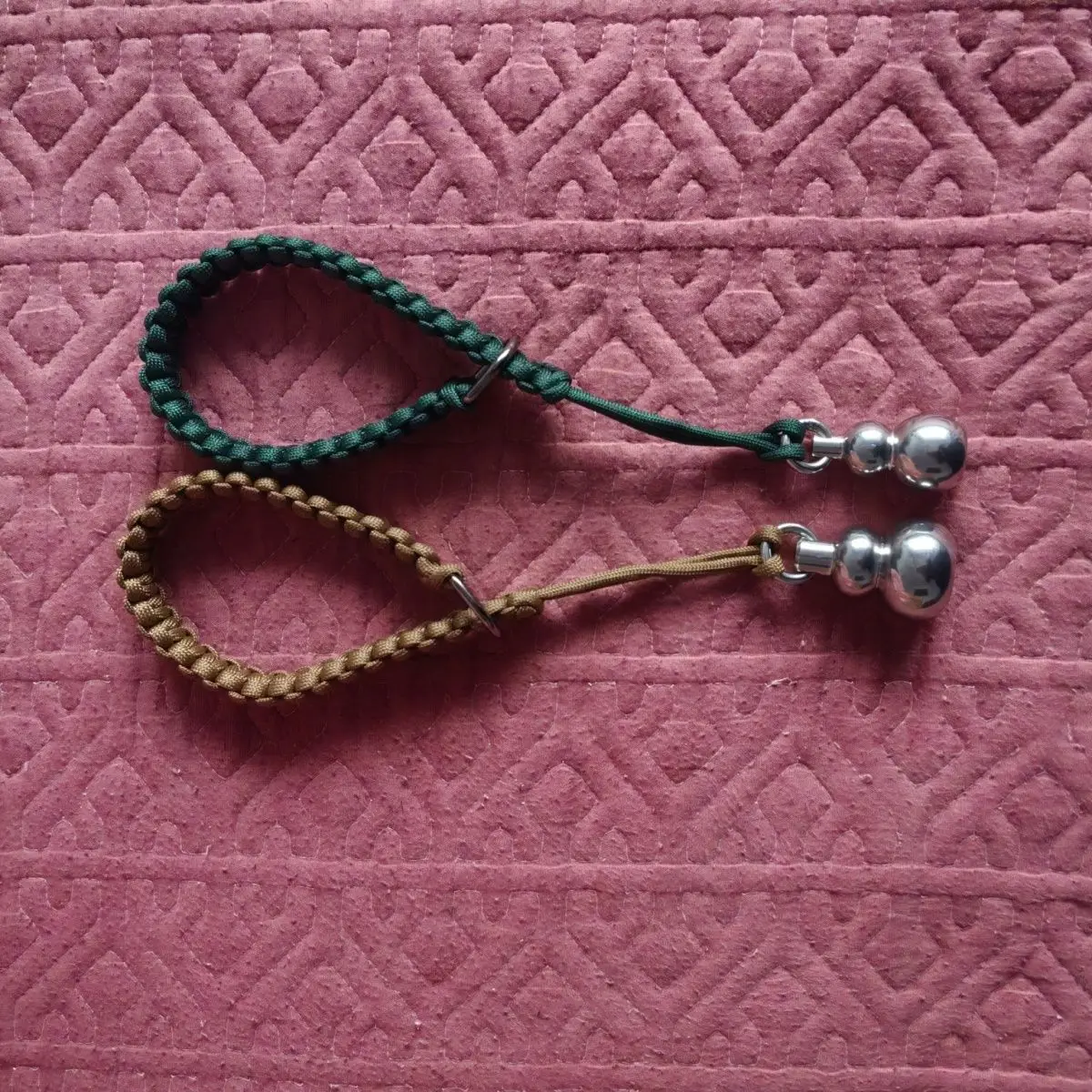 Outdoor Portable EDC Creative 304 Stainless Steel Umbrella Rope Pendant, Knife Pendant, Gourd Keychain Tools
Outdoor Portable EDC Creative 304 Stainless Steel Umbrella Rope Pendant, Knife Pendant, Gourd Keychain Tools