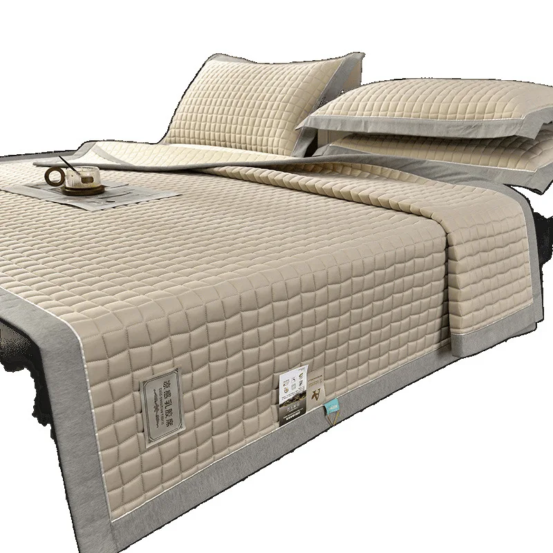 Mat three-piece set, small ice cube thickened, cool silk household soft mat, student dormitory two-piece set
Mat three-piece set, small ice cube thickened, cool silk household soft mat, student dormitory two-piece set